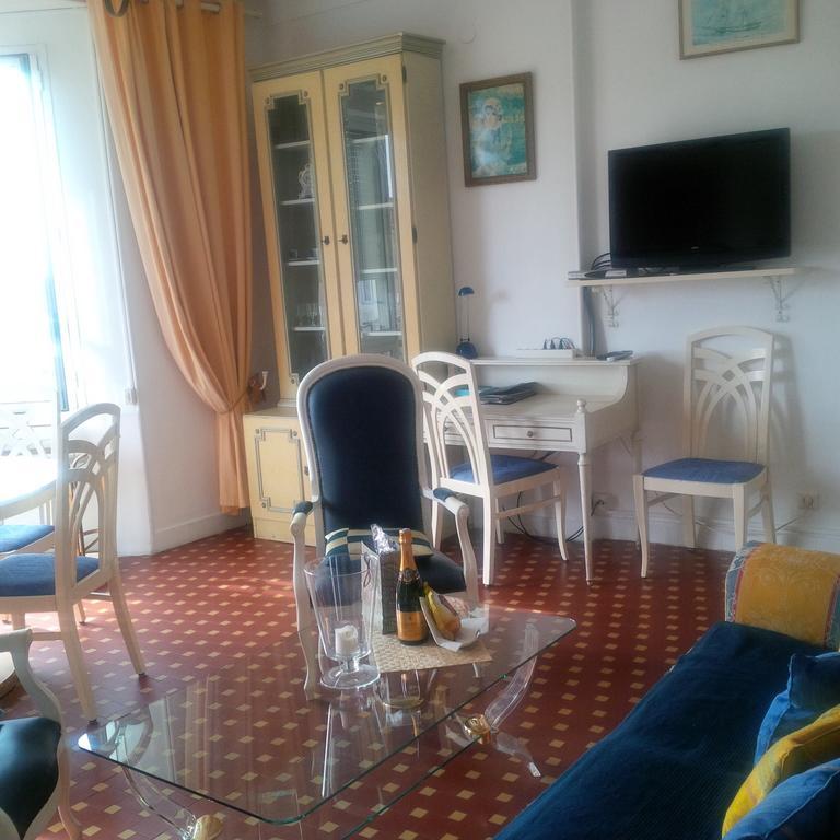 Privat * Cannes